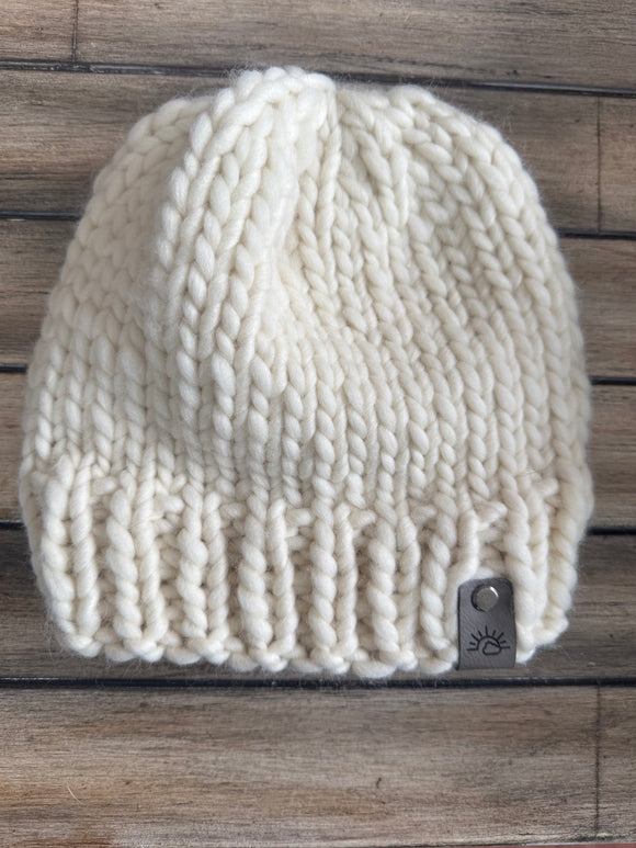 Simplicity Beanie (Ivory)