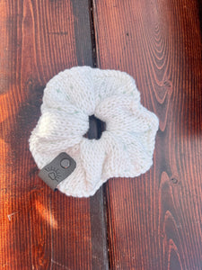 Knit Scrunchie (Eucalyptus Spots)