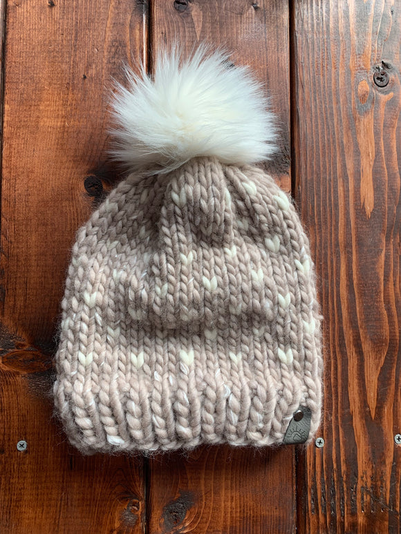 Heart Spring Beanie (Latte and Ivory White)